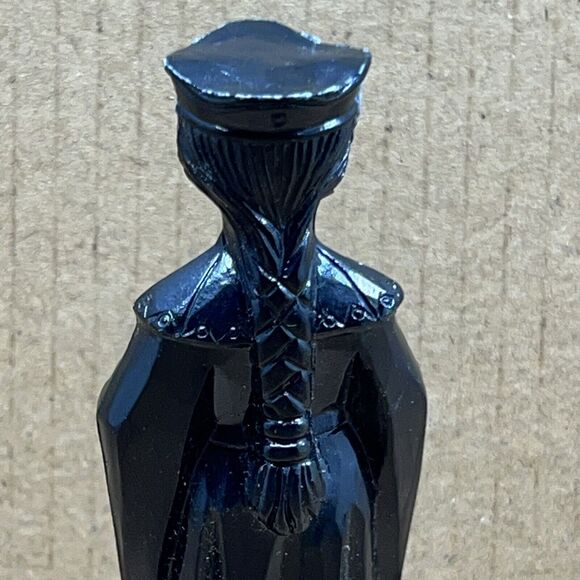 Vintage Black Queen E.S. Lowe Plastic Chess Piece 1 Replacement Part ONLY READ - Picture 4 of 7